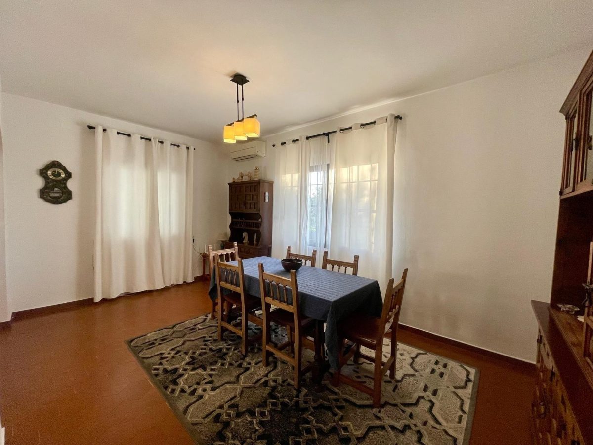 Encantadora villa con jardín y orientación suroeste en La Cala de Mijas — Foto 15