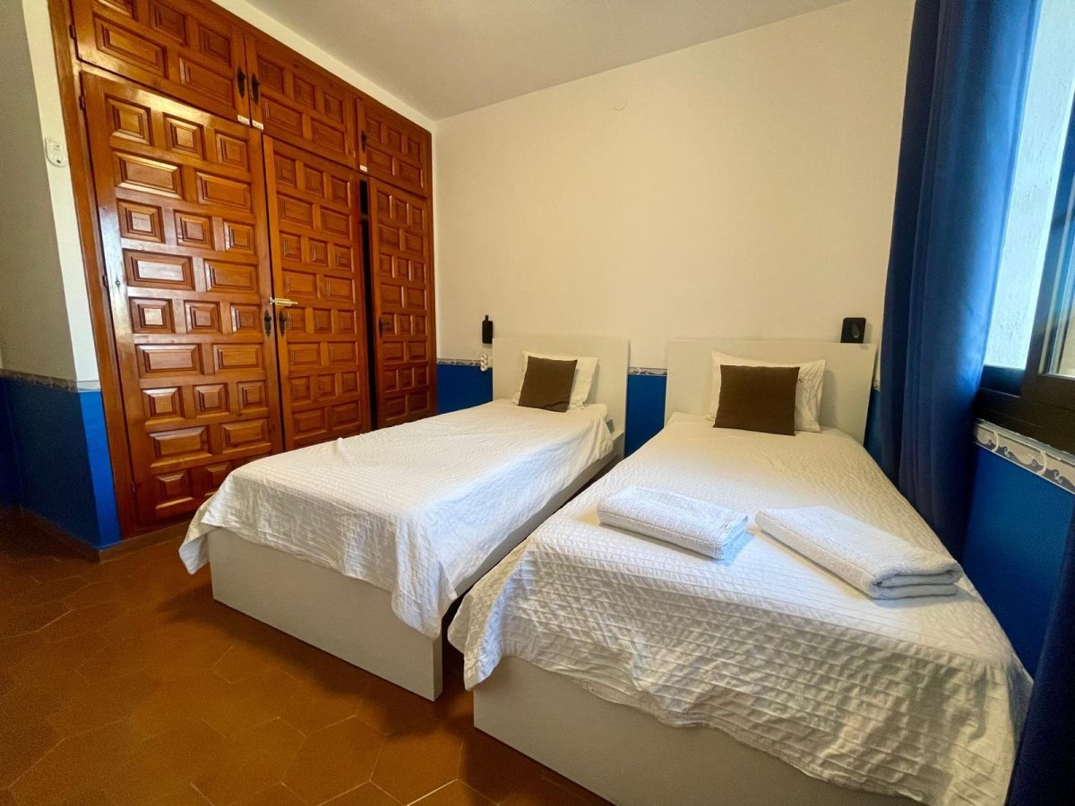 Encantadora villa con jardín y orientación suroeste en La Cala de Mijas — Foto 28