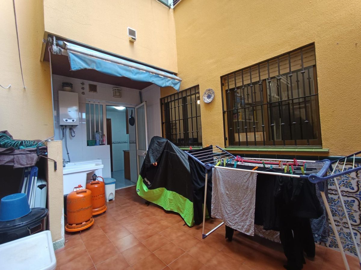 PISO AMPLIO Y LUMINOSO EN CAMINO DE COÍN — Foto 18