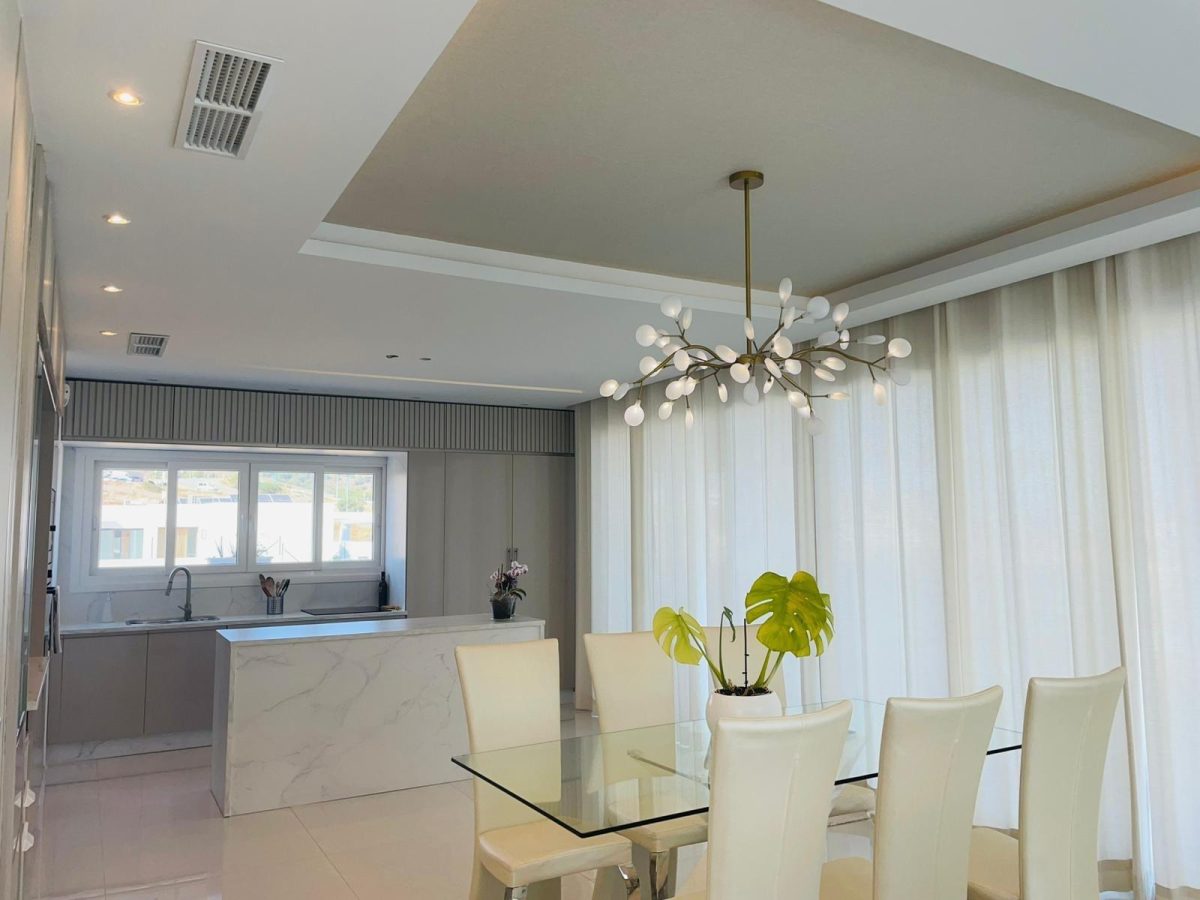 Exclusiva Villa de Lujo con Piscina Privada y Vistas Panorámicas en Benalmádena — Foto 5