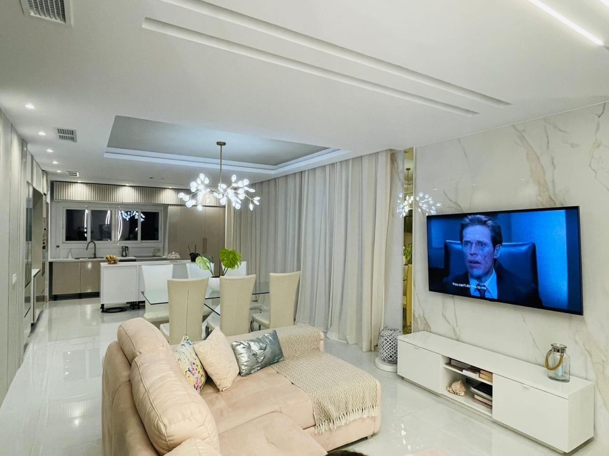 Exclusiva Villa de Lujo con Piscina Privada y Vistas Panorámicas en Benalmádena — Foto 8