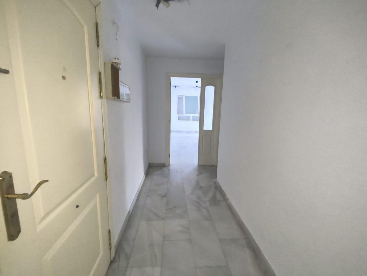 Fabuloso piso en Los Boliches, a solo 100 metros de la playa — Foto 20