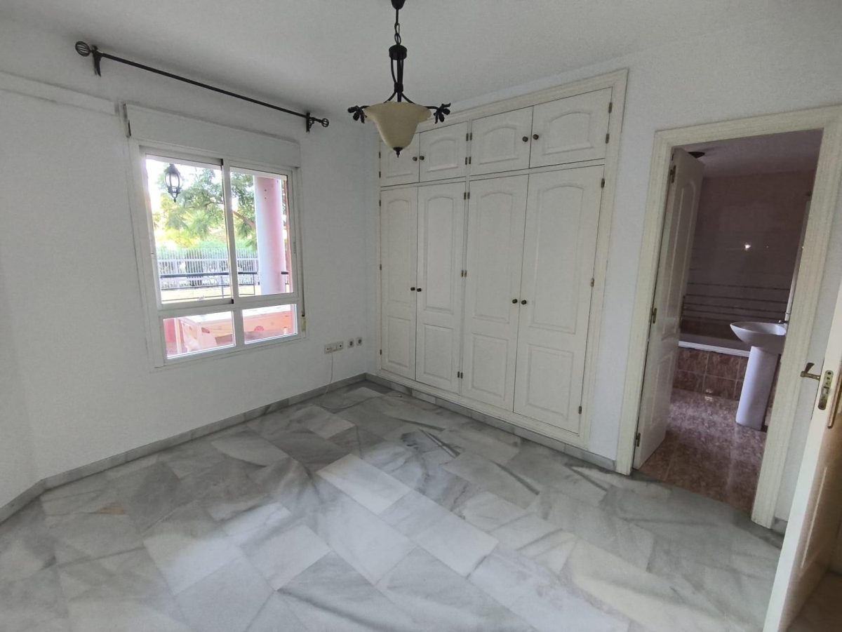 Fabuloso piso en Los Boliches, a solo 100 metros de la playa — Foto 27