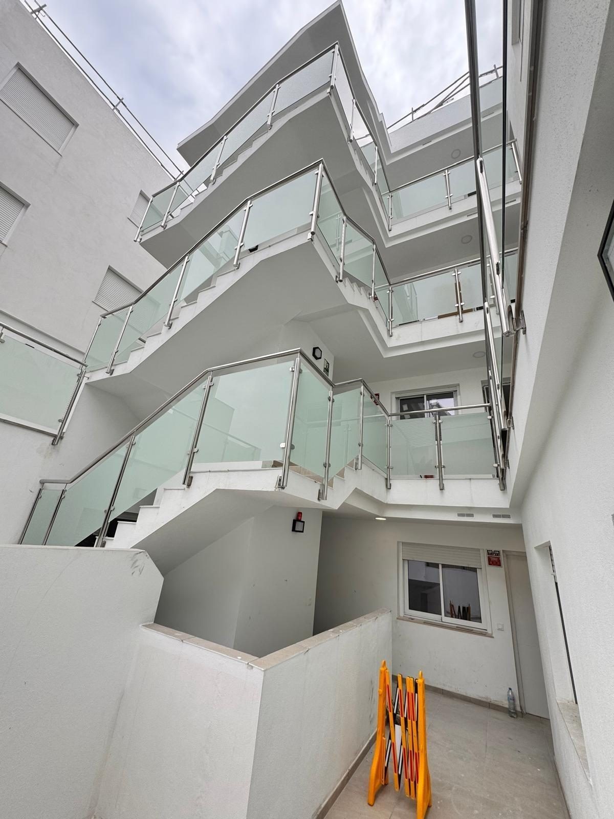 Nuevo proyecto de 14 exclusivos apartamentos de 2 y 3 dormitorios en Fuengirola (La Calerita) — Foto 24
