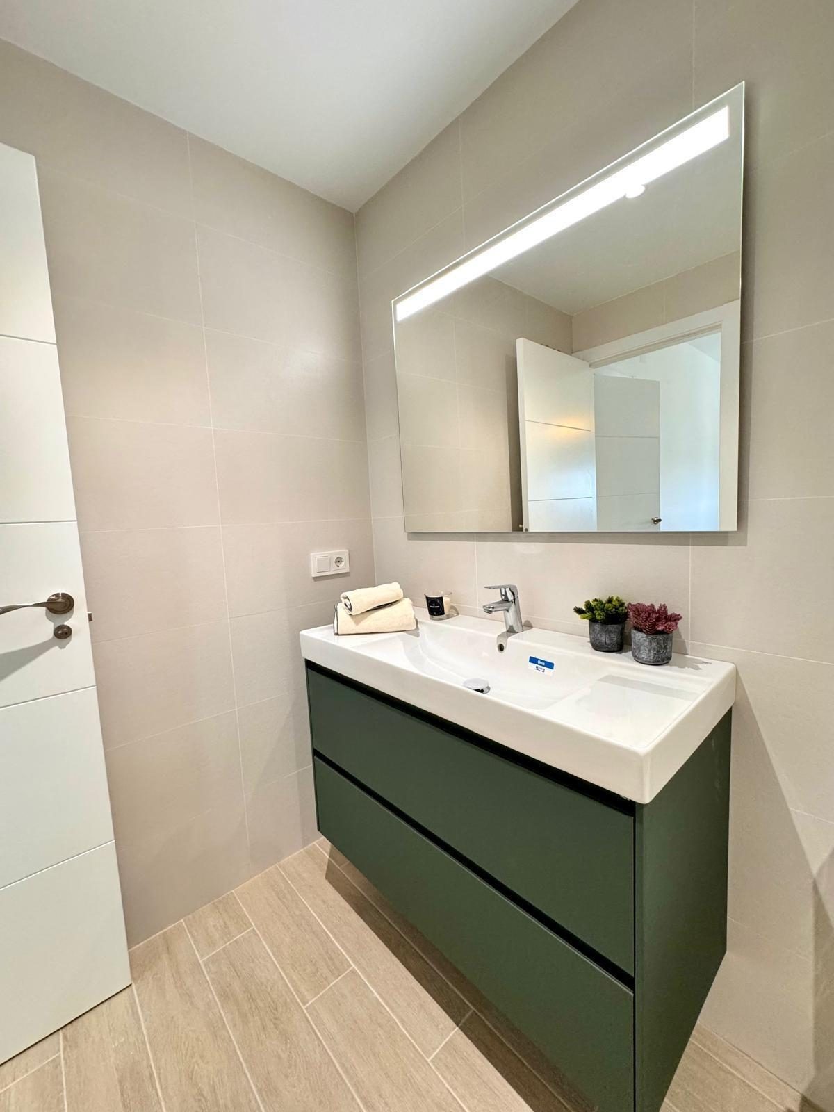 Nuevo proyecto de 14 exclusivos apartamentos de 2 y 3 dormitorios en Fuengirola (La Calerita) — Foto 21