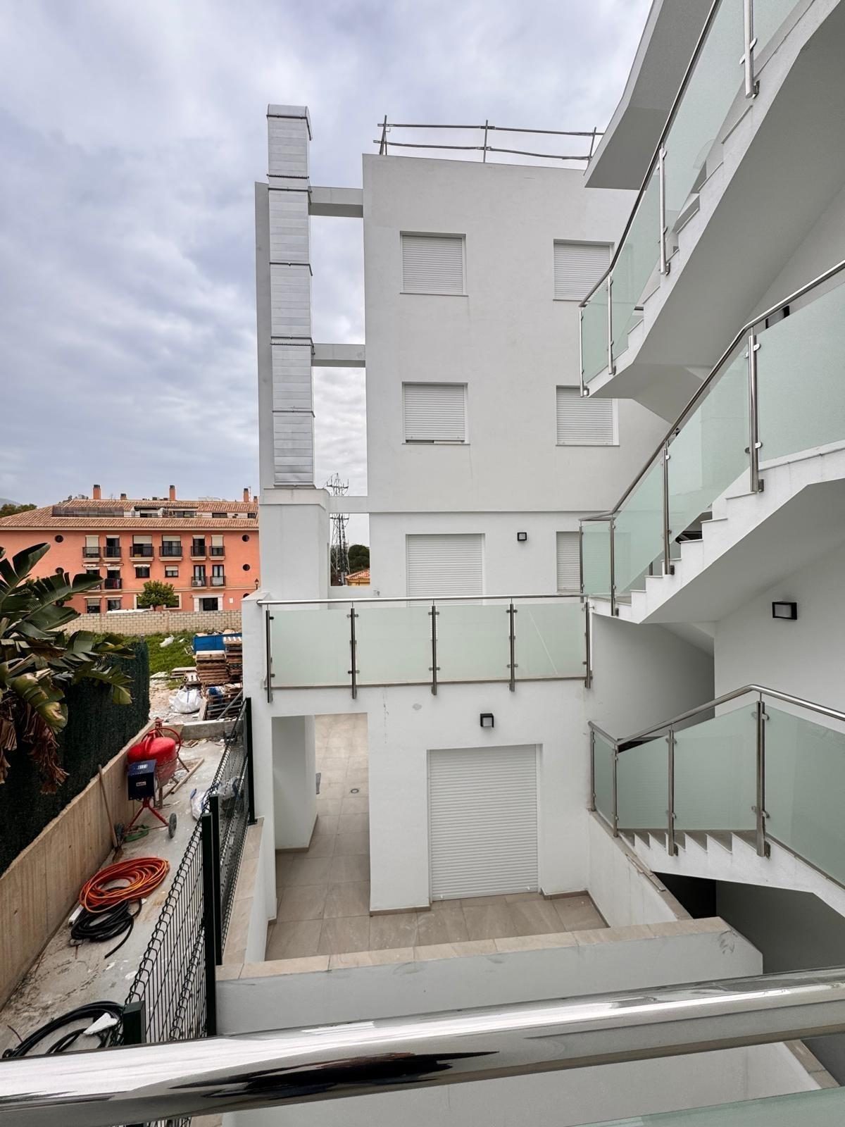 Nuevo proyecto de 14 exclusivos apartamentos de 2 y 3 dormitorios en Fuengirola (La Calerita) — Foto 23