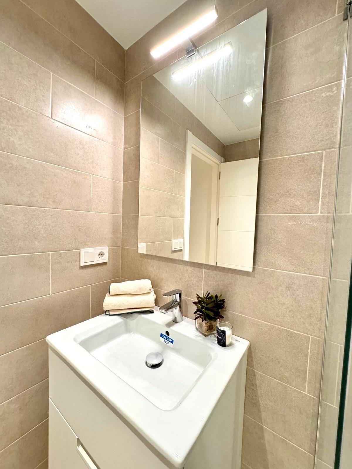 Nuevo proyecto de 14 exclusivos apartamentos de 2 y 3 dormitorios en Fuengirola (La Calerita) — Foto 14