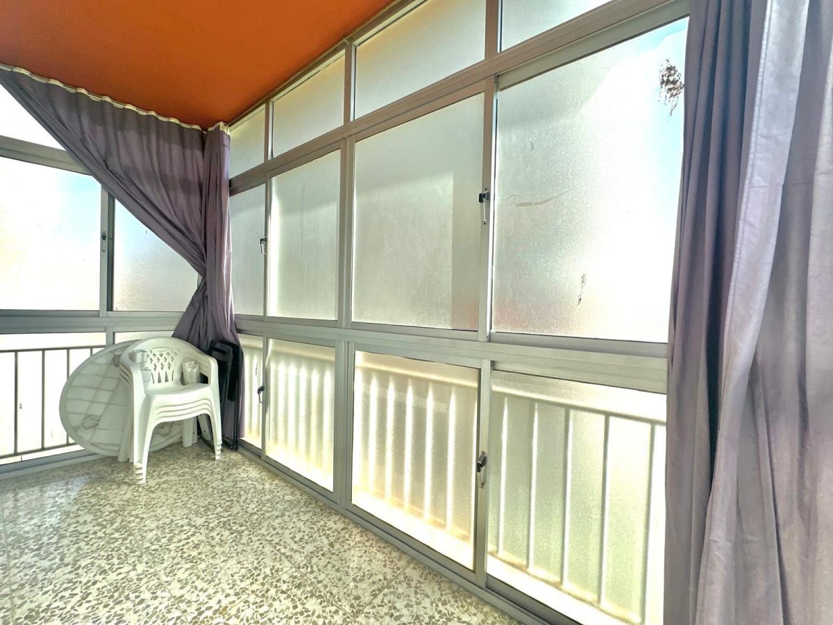 Estudio luminoso con gran terraza en el centro de Torremolinos – Zona Estación de Autobuses — Foto 10