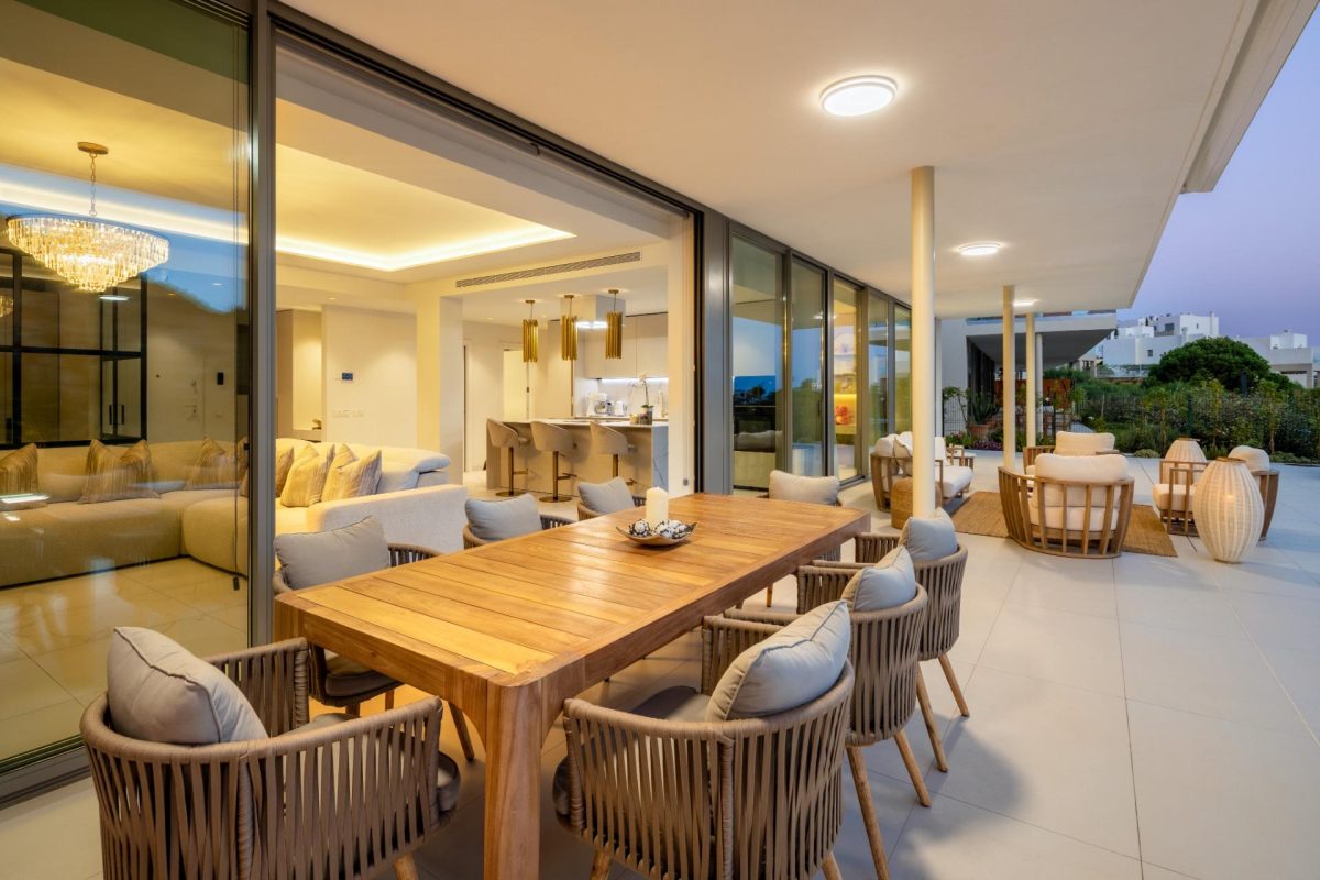 Nuevo y Lujoso Apartamento de 3 Dormitorios con Vistas al Mar y a la Montaña en Reserva del Higuerón — Foto 18
