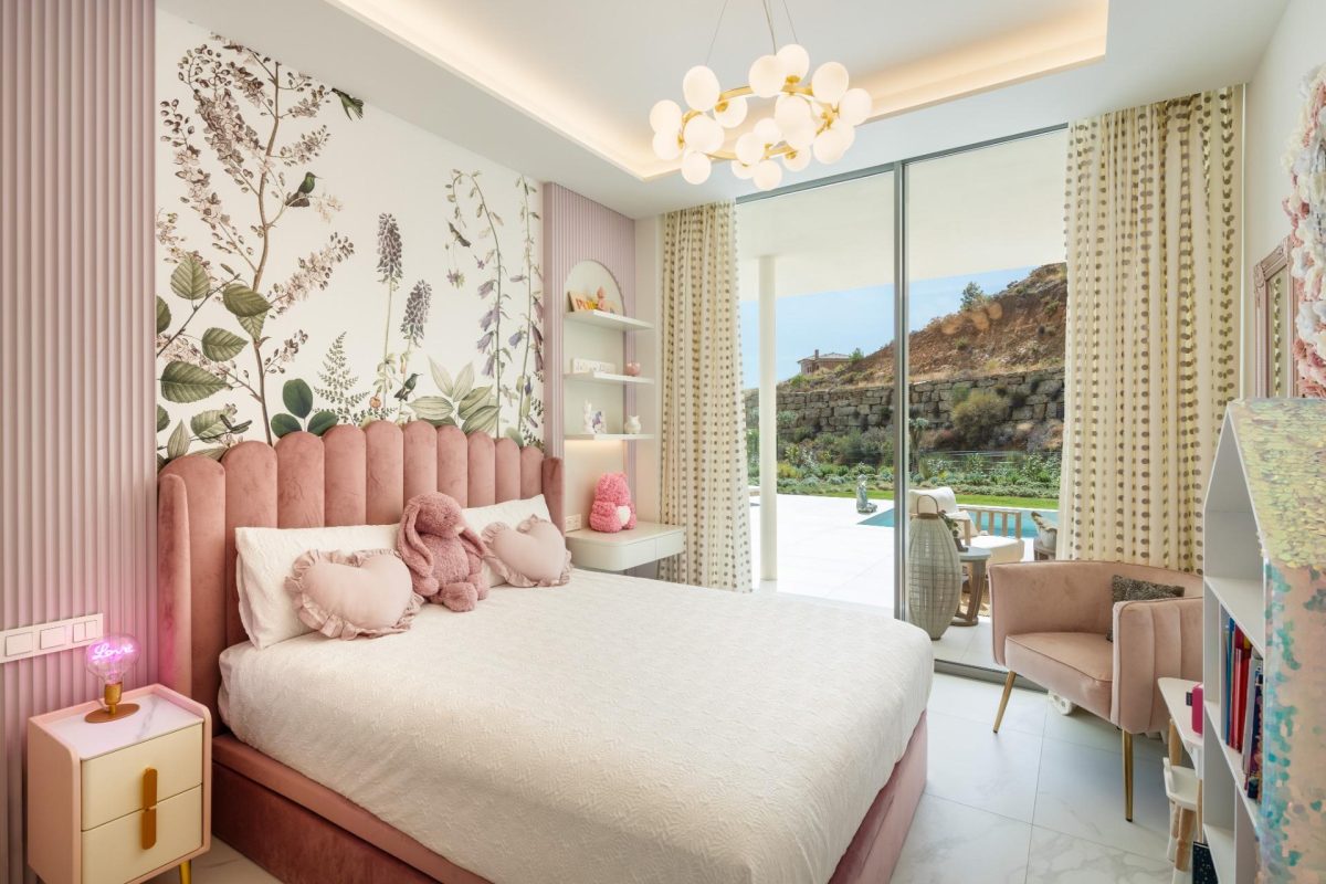 Nuevo y Lujoso Apartamento de 3 Dormitorios con Vistas al Mar y a la Montaña en Reserva del Higuerón — Foto 16