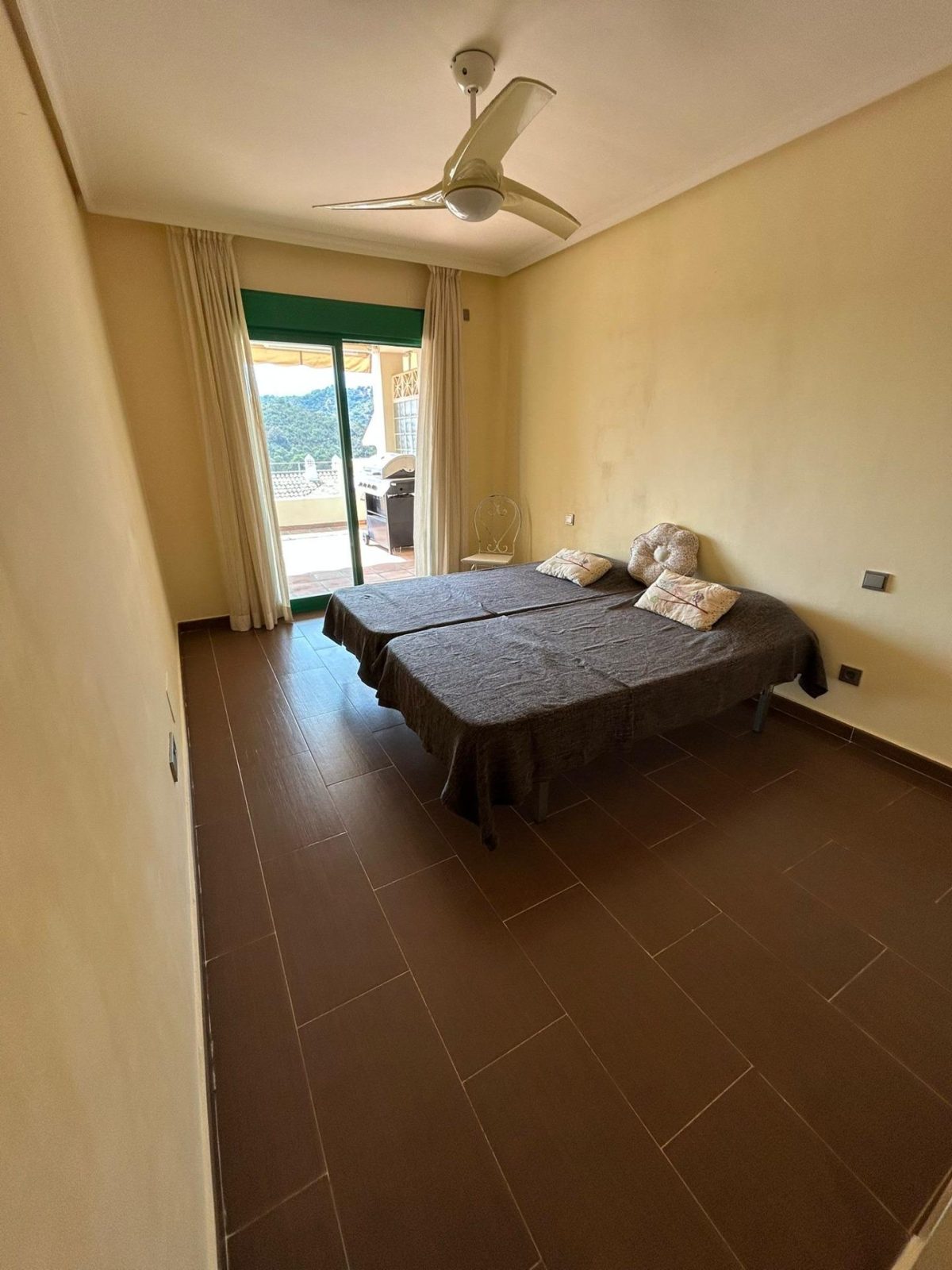 Venta piso en urbanizacion Monte Selwo, Estepona — Foto 19