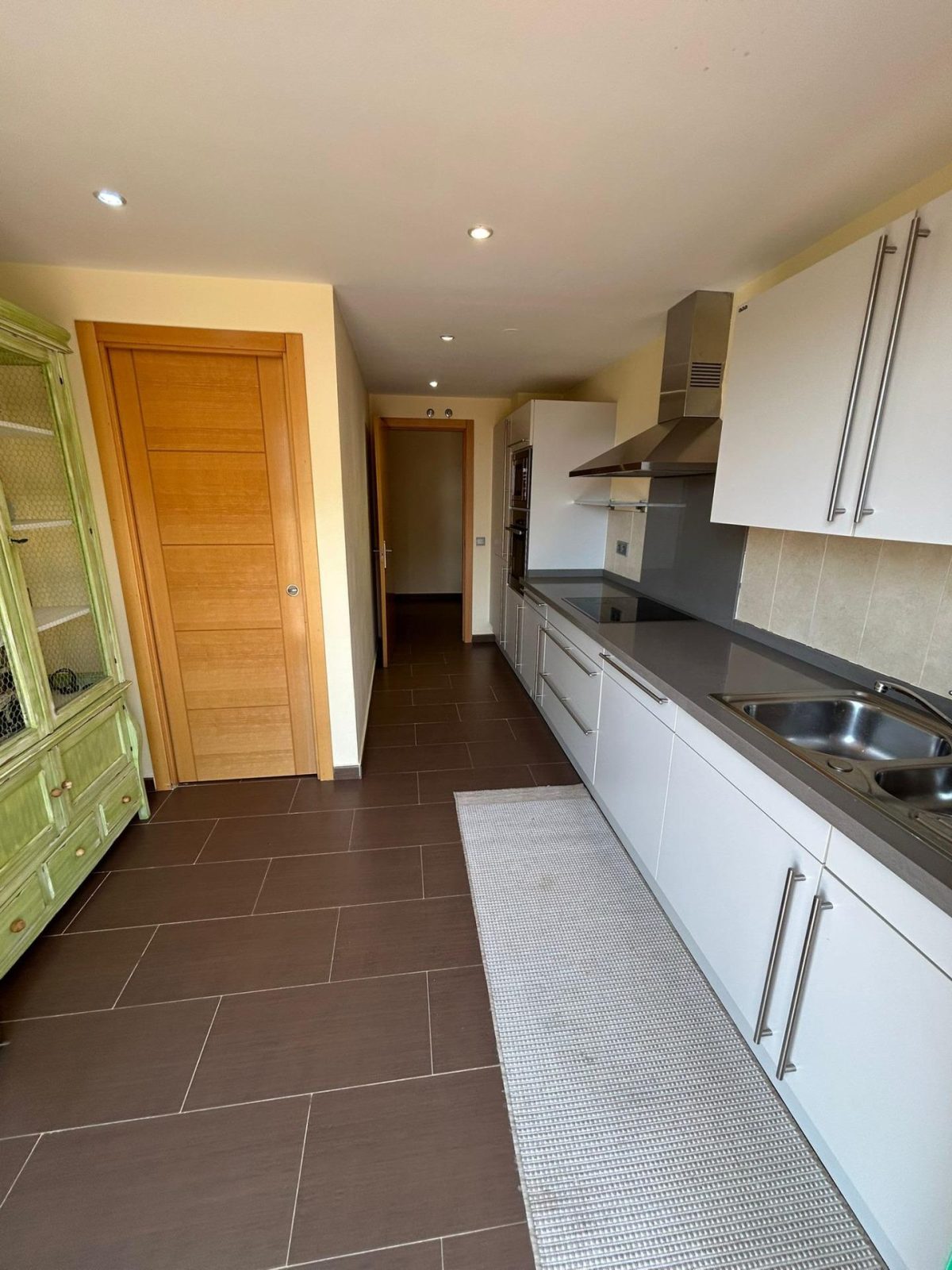 Venta piso en urbanizacion Monte Selwo, Estepona — Foto 8