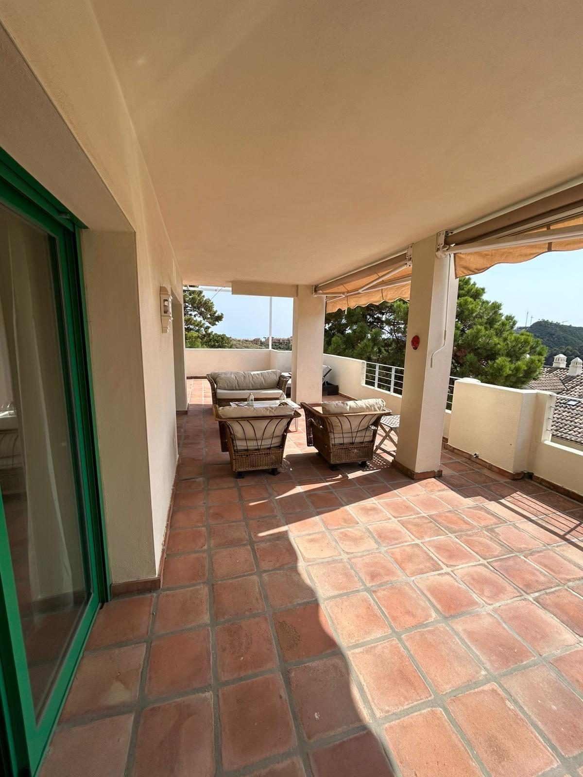 Venta piso en urbanizacion Monte Selwo, Estepona — Foto 23