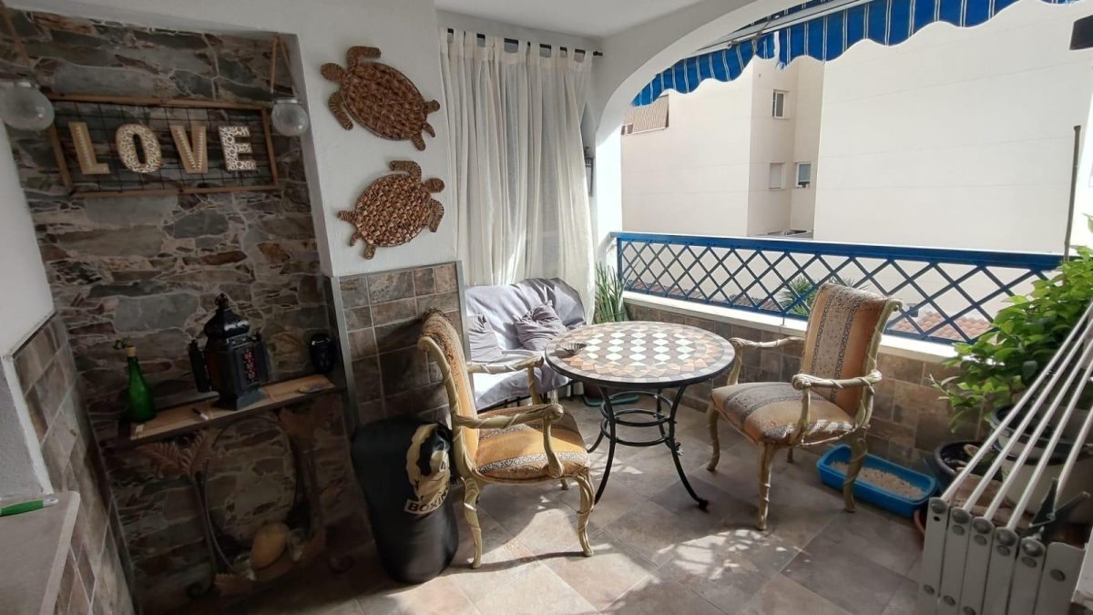 ¡Descubre tu Próximo Hogar en Mijas Costa: Elegancia y Confort en Las Lagunas! 🏡✨ — Foto 1