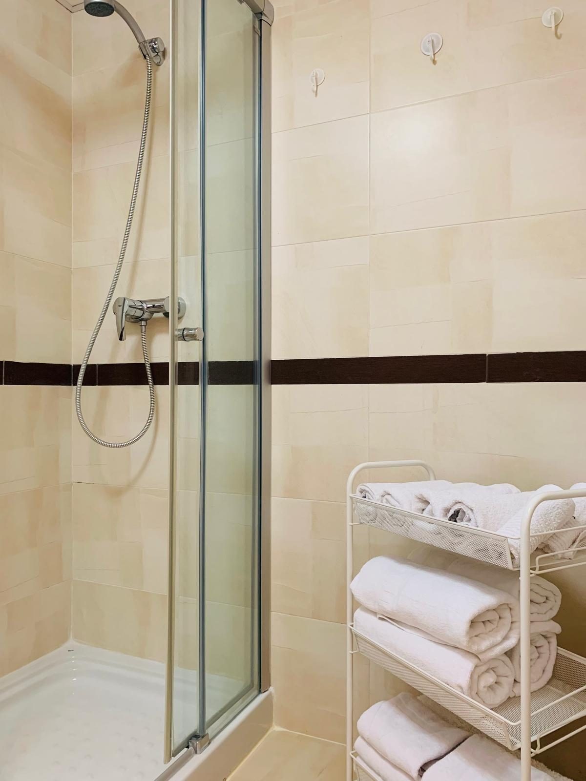 Exclusivo Apartamento de 3 Dormitorios a Pocos Minutos del Mar — Foto 16
