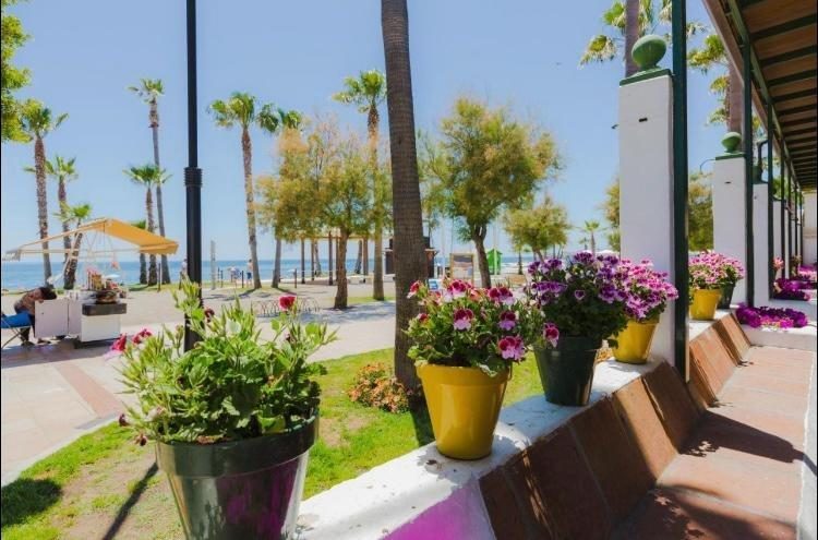 Exclusivo Apartamento de 3 Dormitorios a Pocos Minutos del Mar — Foto 20
