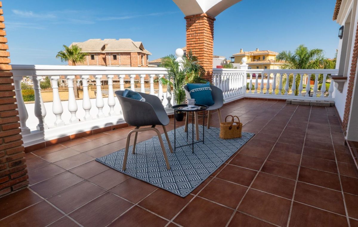 Elegancia y confort en el corazón de Benalmádena — Foto 13