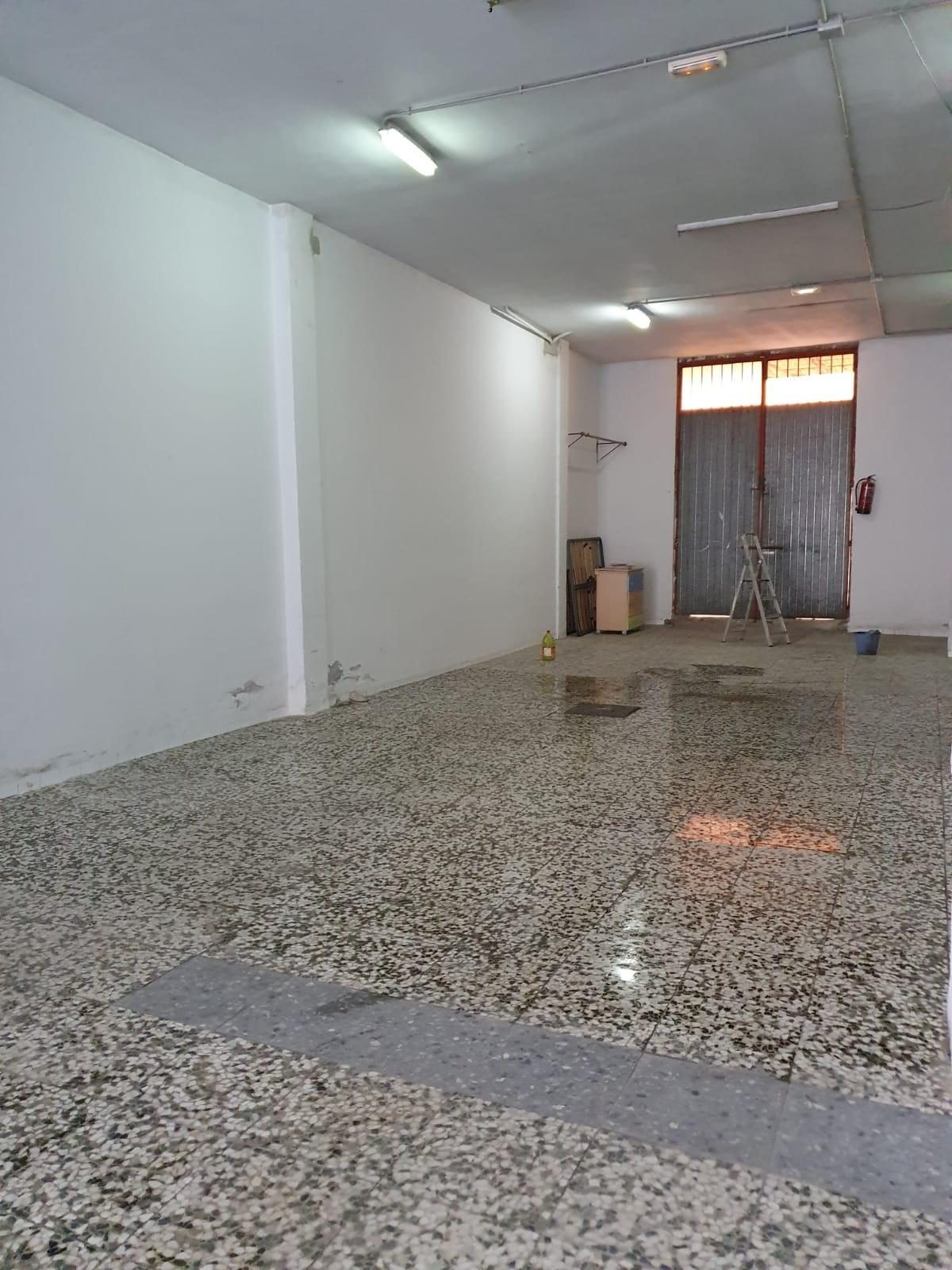 ¡Inversión Estratégica en Mijas! Local Comercial con Gran Potencial y Ubicación Ideal — Foto 5