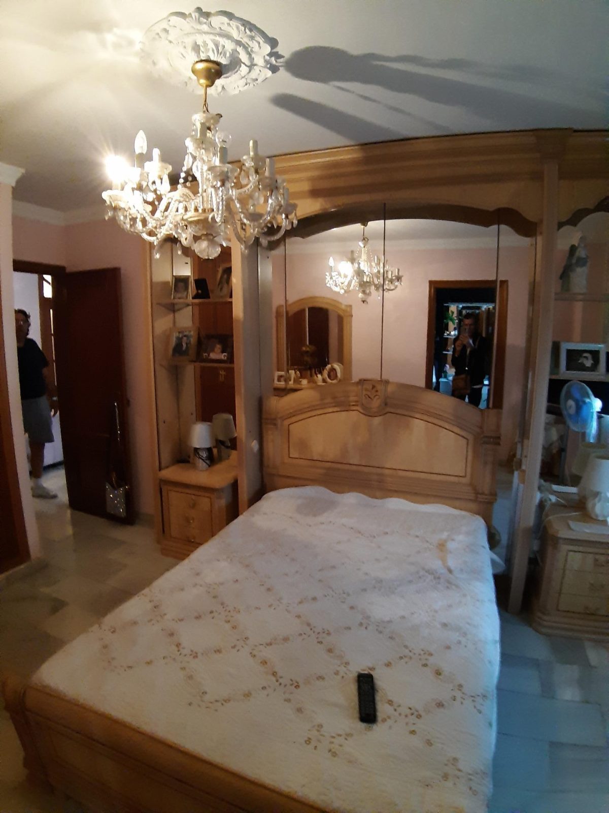 CASA MUY AMPLIA DE 4 DORMITORIOS LISTA PARA ENTRAR A VIVIR ( LAS LAGUNAS) — Foto 26