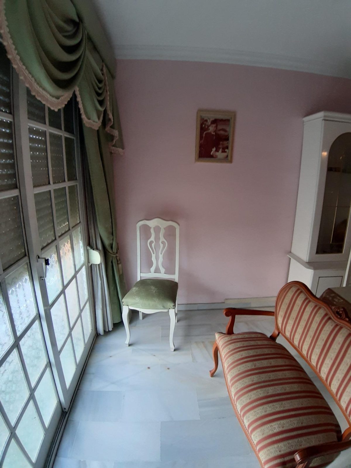 CASA MUY AMPLIA DE 4 DORMITORIOS LISTA PARA ENTRAR A VIVIR ( LAS LAGUNAS) — Foto 14