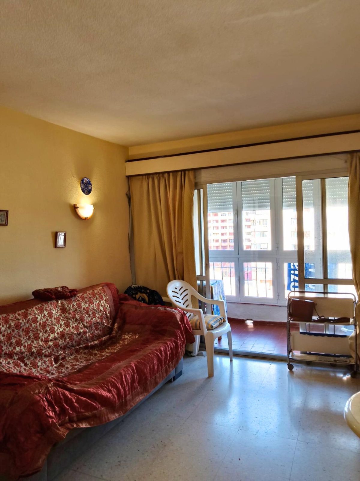 Piso con Vistas al Mar en el Paseo Marítimo de Fuengirola — Foto 2