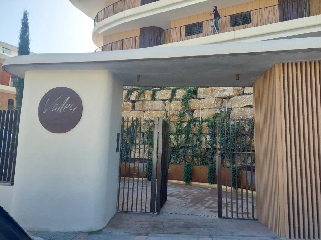 NUEVO Y MODERNO APARTAMENTO ESQUINERO DE 2 DORMITORIOS EN PLANTA BAJA CON JARDÍN PRIVADO — Foto 13
