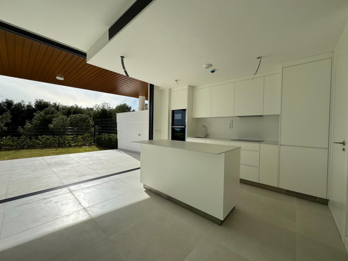 Exclusivo apartamento con vistas al mar en Higuerón: Lujo y comodidad junto al Mediterráneo — Foto 7