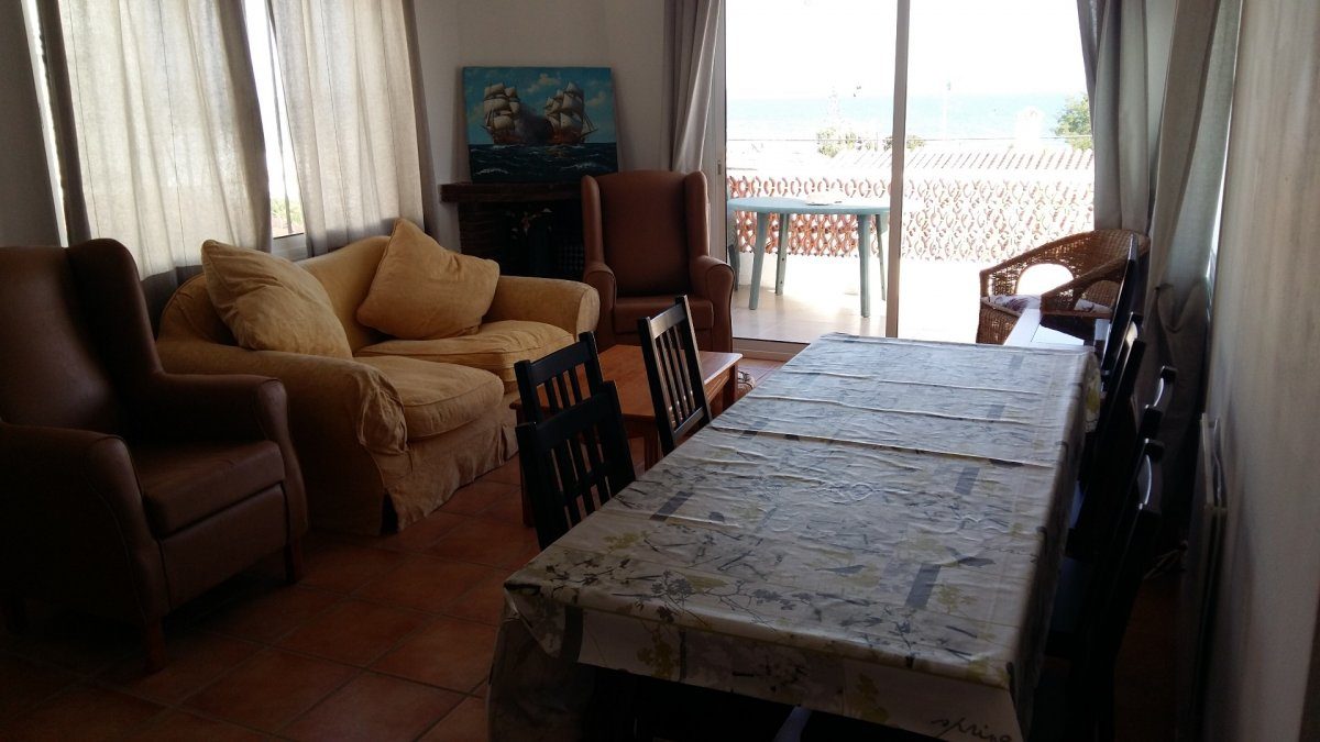 Terraza, vistas al mar, internet-wifi- soleado y luminoso. Piscina comunitaria, — Foto 23