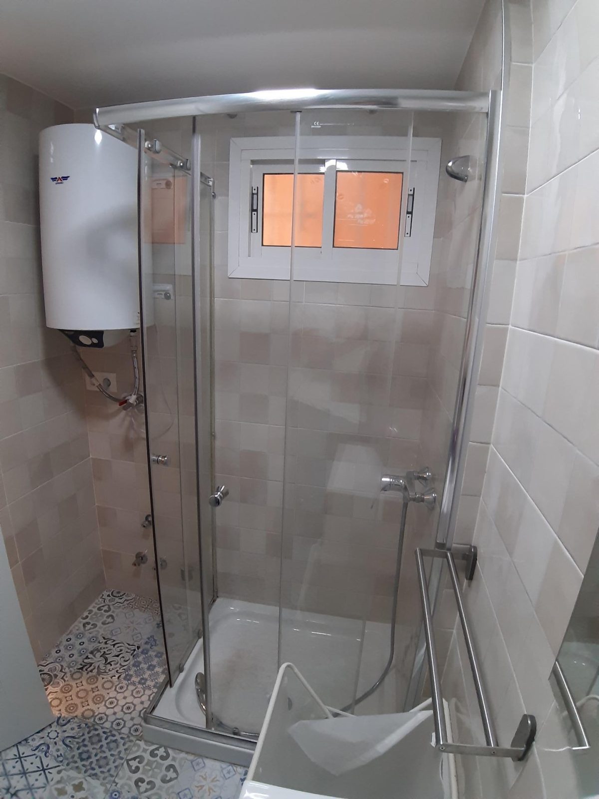 Estudio renovado en venta en Benalmádena Costa, a solo 500 metros del mar — Foto 16