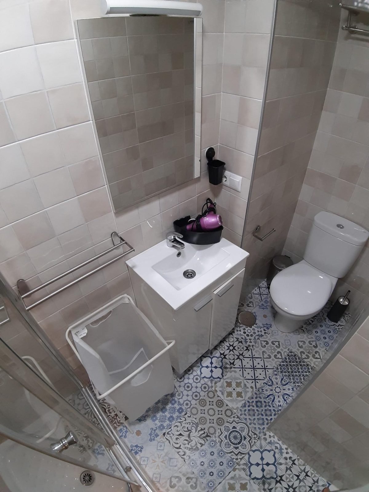 Estudio renovado en venta en Benalmádena Costa, a solo 500 metros del mar — Foto 14