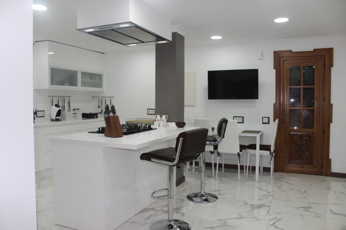 Villa de lujo en urbanización super demandada de Nueva Andalucía — Foto 21