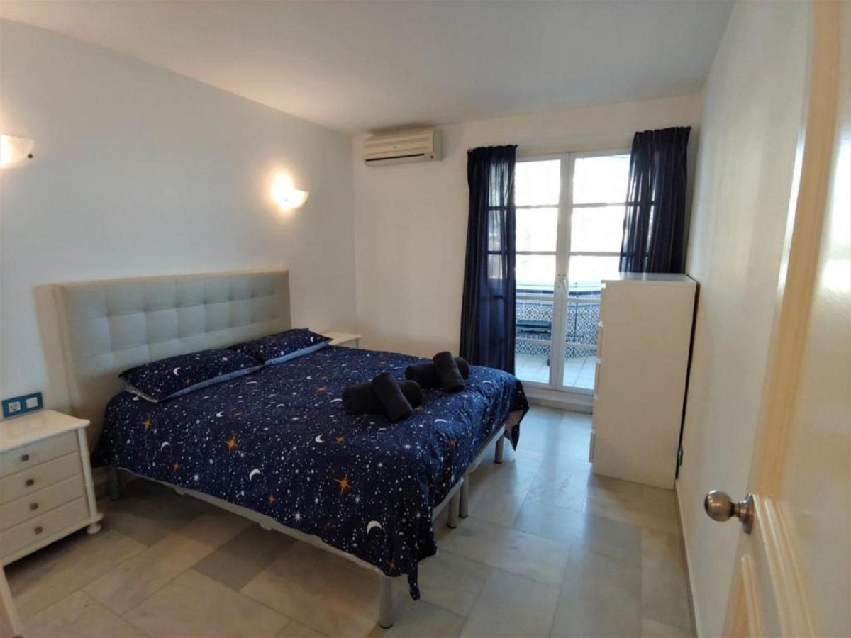Fabuloso piso en primera línea de Puerto Marina — Foto 7