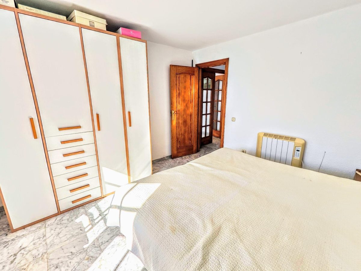 VILLA INDEPENDIENTE EN ZONA PLAZA SOLYMAR A 500 M DE LA PLAYA !!! — Foto 14