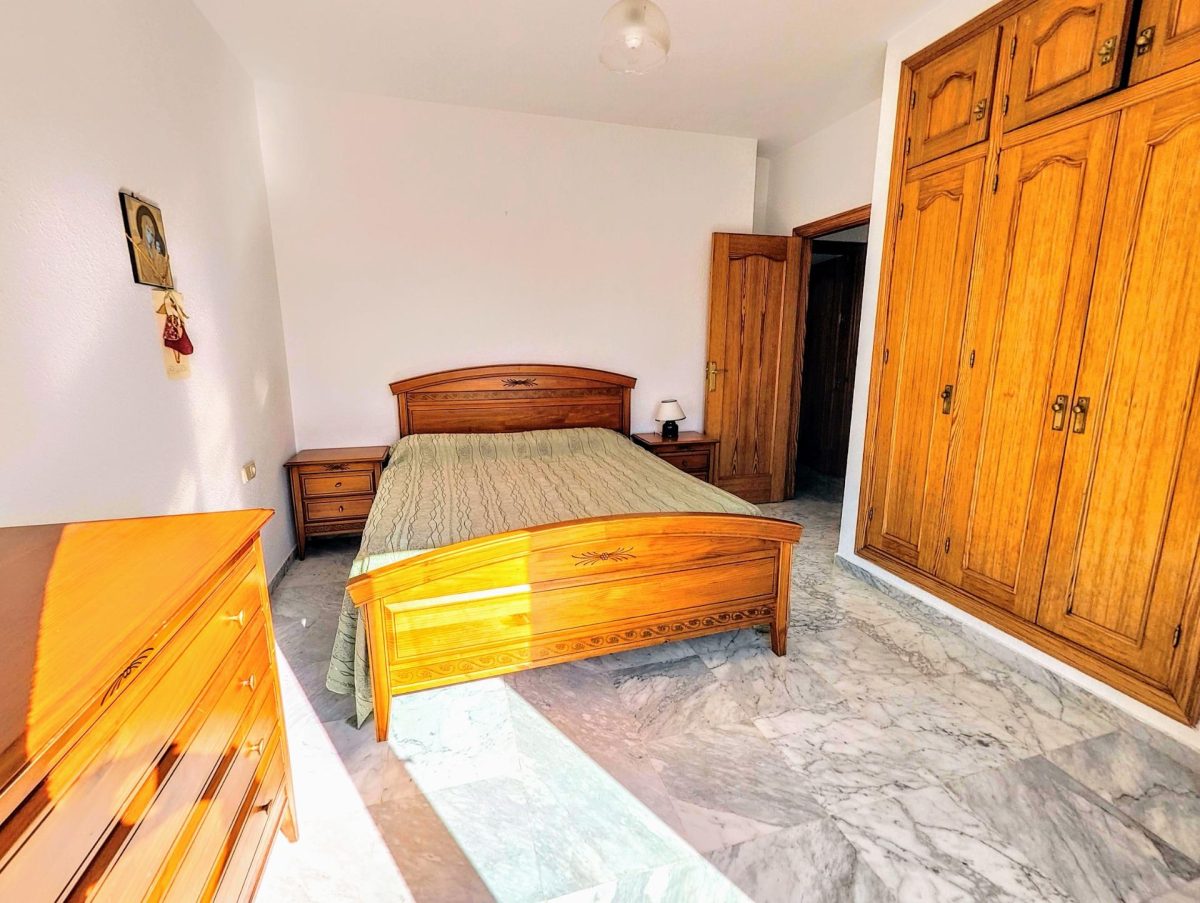 VILLA INDEPENDIENTE EN ZONA PLAZA SOLYMAR A 500 M DE LA PLAYA !!! — Foto 24
