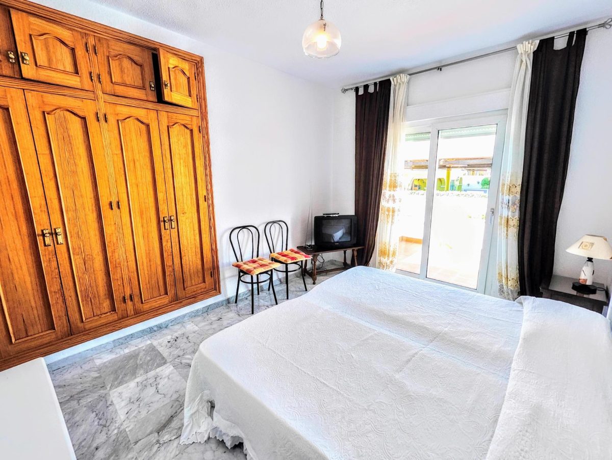 VILLA INDEPENDIENTE EN ZONA PLAZA SOLYMAR A 500 M DE LA PLAYA !!! — Foto 29