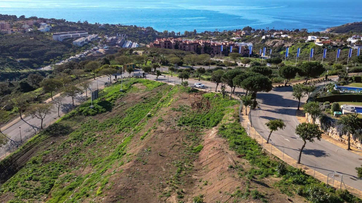 PARCELA CON PROYECTO Y LICENCIA DE OBRA INCLUIDA — Foto 10