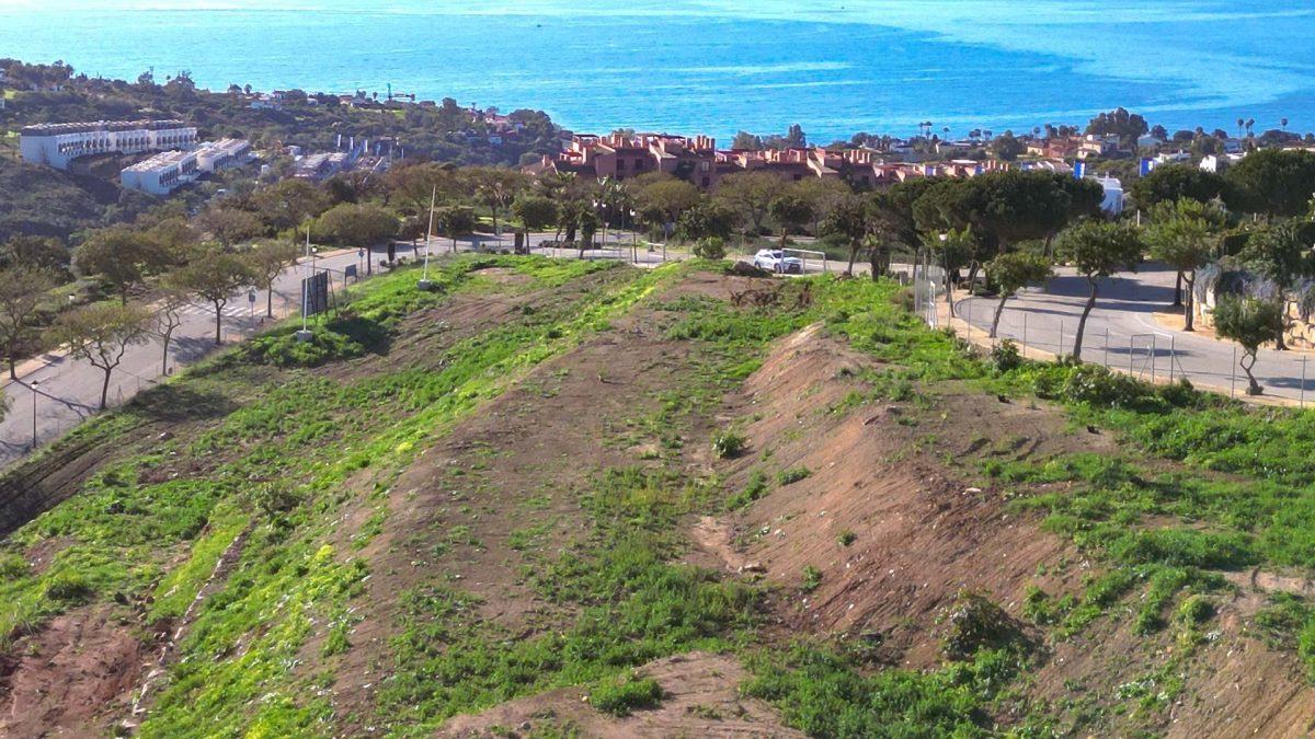 PARCELA CON PROYECTO Y LICENCIA DE OBRA INCLUIDA — Foto 9