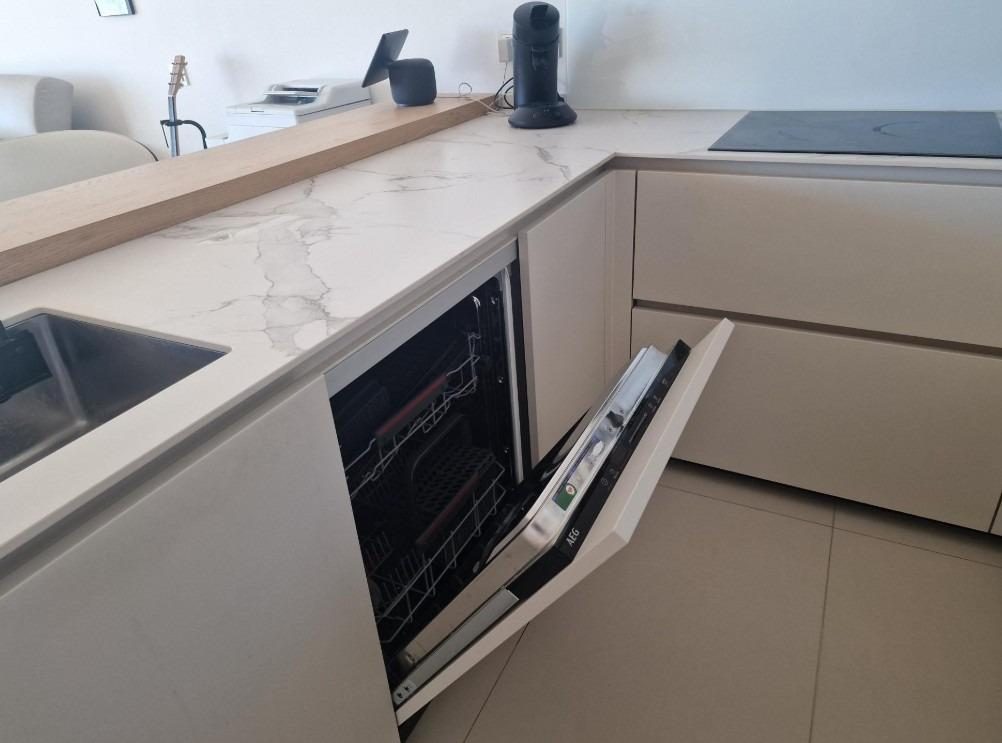 Benalmádena  - Piso de Lujo, 3 Dormitorios, Terraza, Piscina, Garaje, Trastero, Sauna — Foto 12