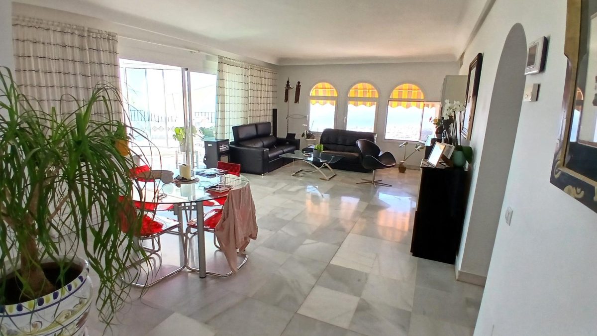 Fabuloso piso en Mijas Pueblo con increíbles vistas al mar — Foto 3