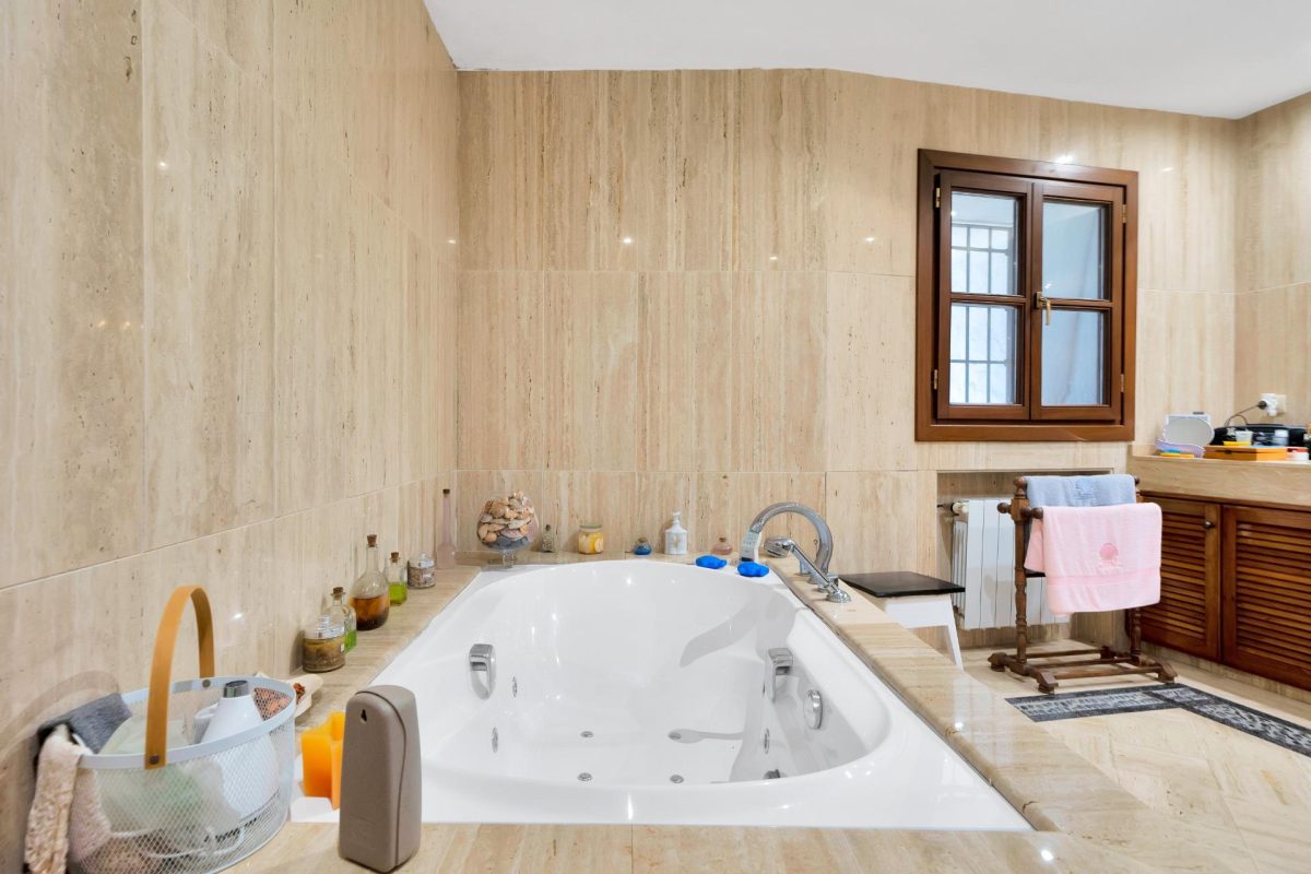 EXCEPCIONAL VILLA EN VENTA EN UN ENTORNO TROPICAL — Foto 17