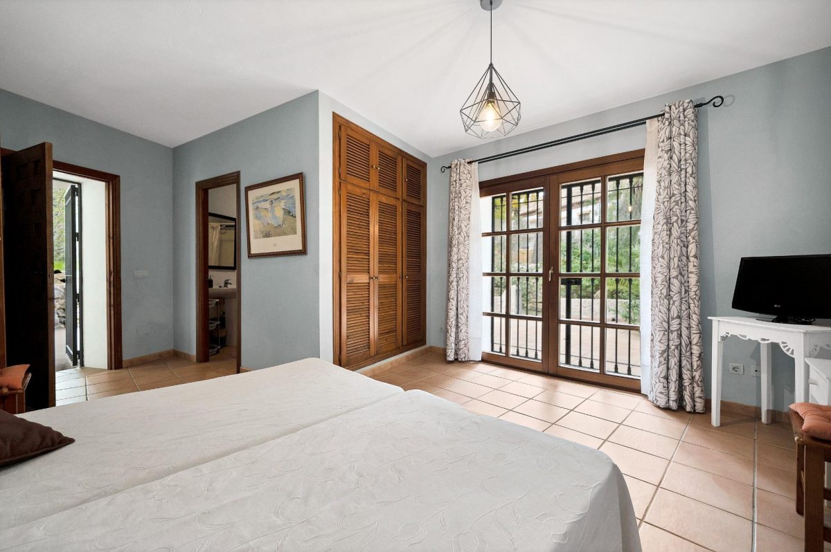 EXCEPCIONAL VILLA EN VENTA EN UN ENTORNO TROPICAL — Foto 23