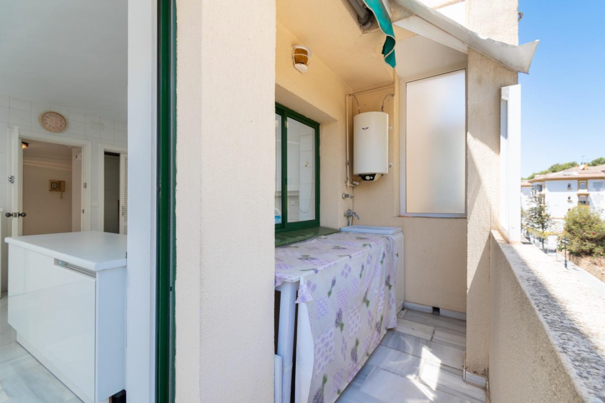 Oportunidad de vivir en pleno centro de Marbella con todo el espacio y comodidad que necesitas — Foto 2