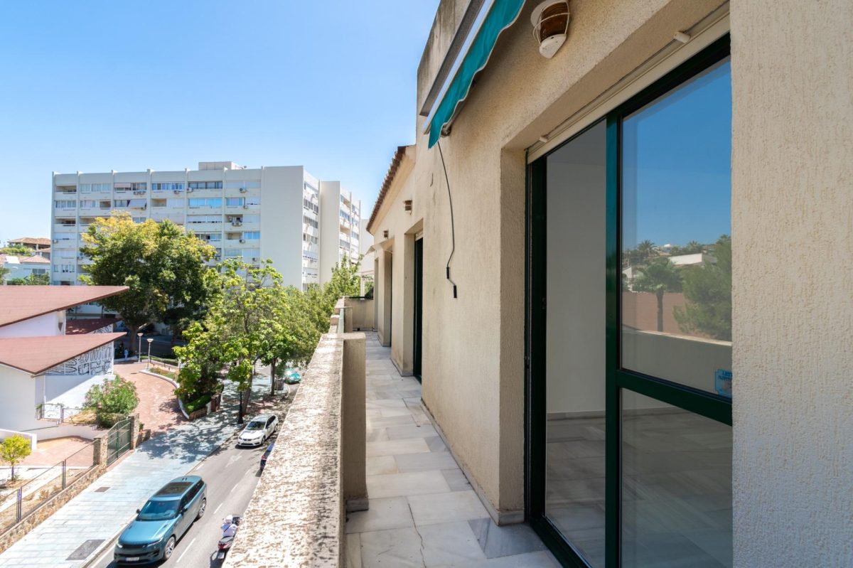 Oportunidad de vivir en pleno centro de Marbella con todo el espacio y comodidad que necesitas — Foto 14