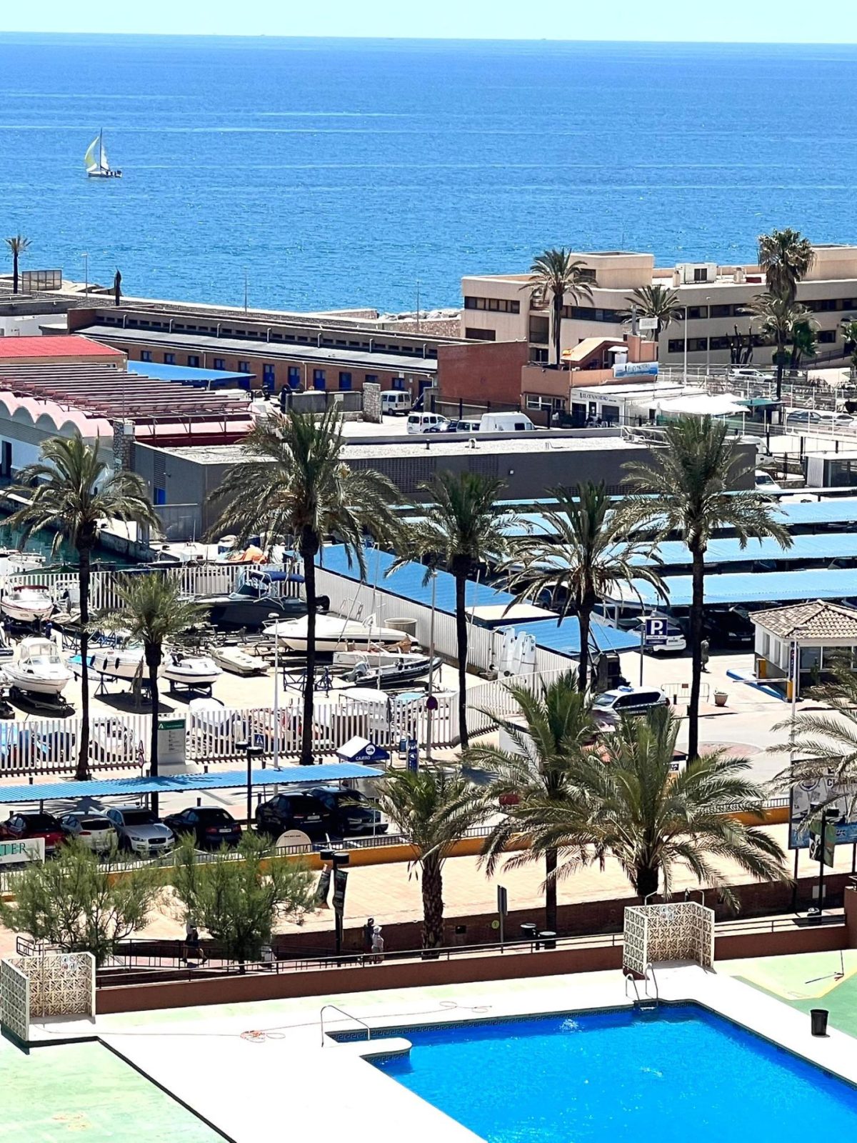 Fuengirola, junto primera línea de playa, vistas al mar — Foto 4