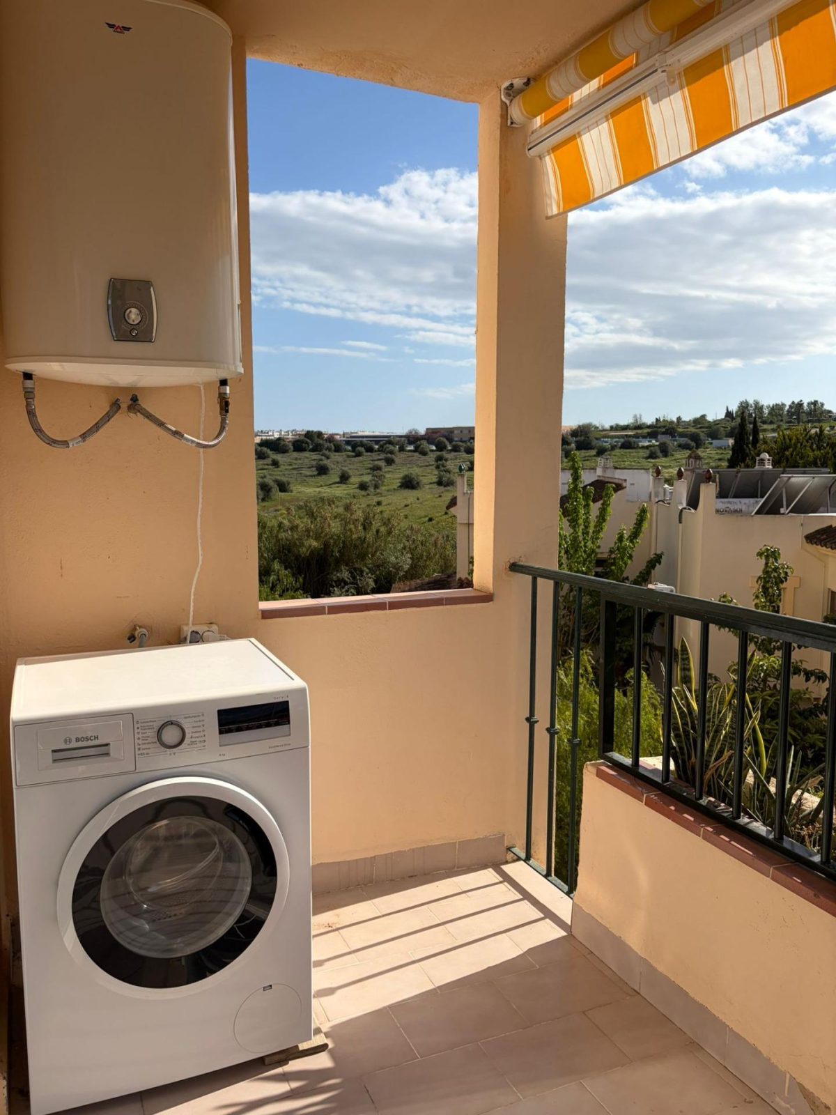 Piso en venta en Mijas Costa – El Coto | 3 dormitorios, piscina, ascensor y ubicación ideal en Costa del Sol — Foto 12