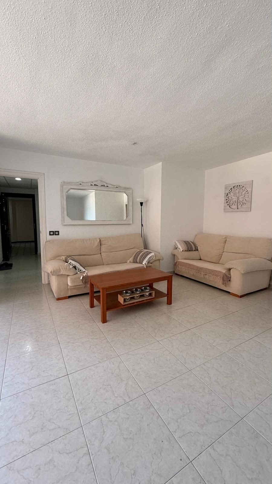 Luminoso apartamento 2 dormitorios junto al puerto de Fuengirola – Piscina y terraza — Foto 8