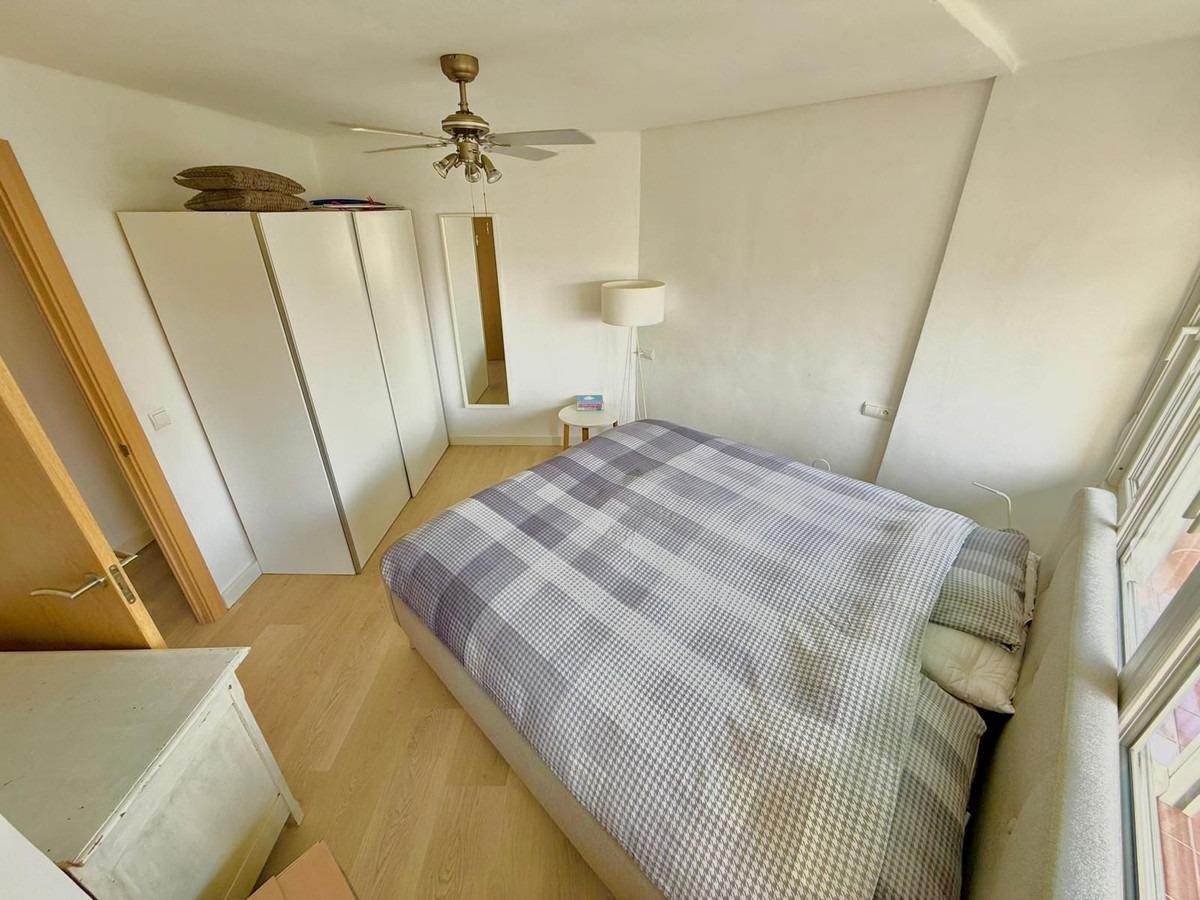 Apartamento reformado en venta en Torreblanca, Fuengirola | Costa del Sol | Cerca de playa y tren — Foto 17