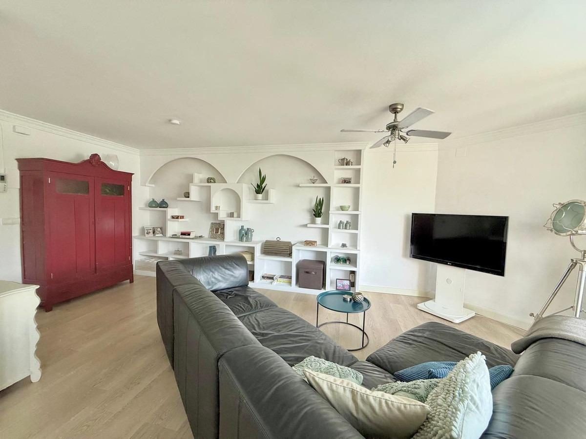 Apartamento reformado en venta en Torreblanca, Fuengirola | Costa del Sol | Cerca de playa y tren — Foto 8