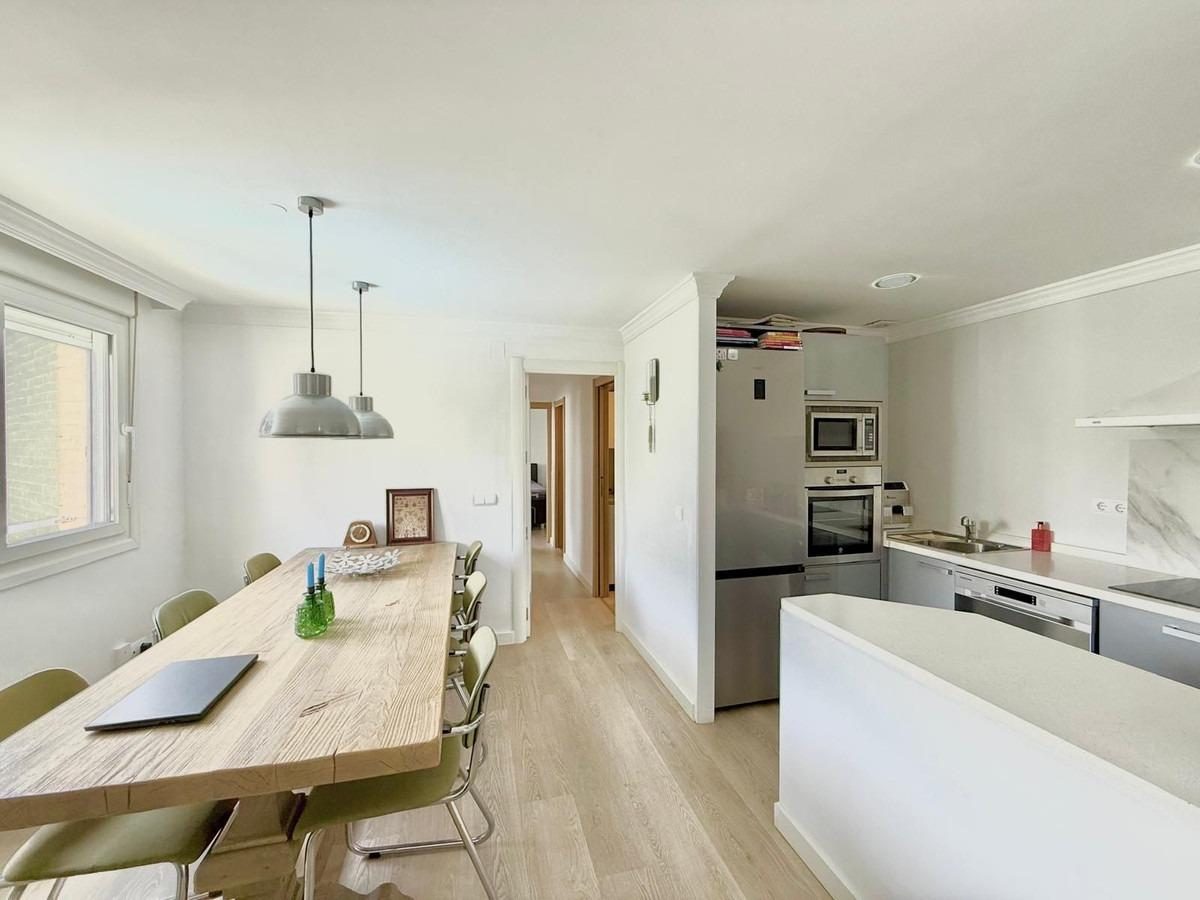 Apartamento reformado en venta en Torreblanca, Fuengirola | Costa del Sol | Cerca de playa y tren — Foto 9