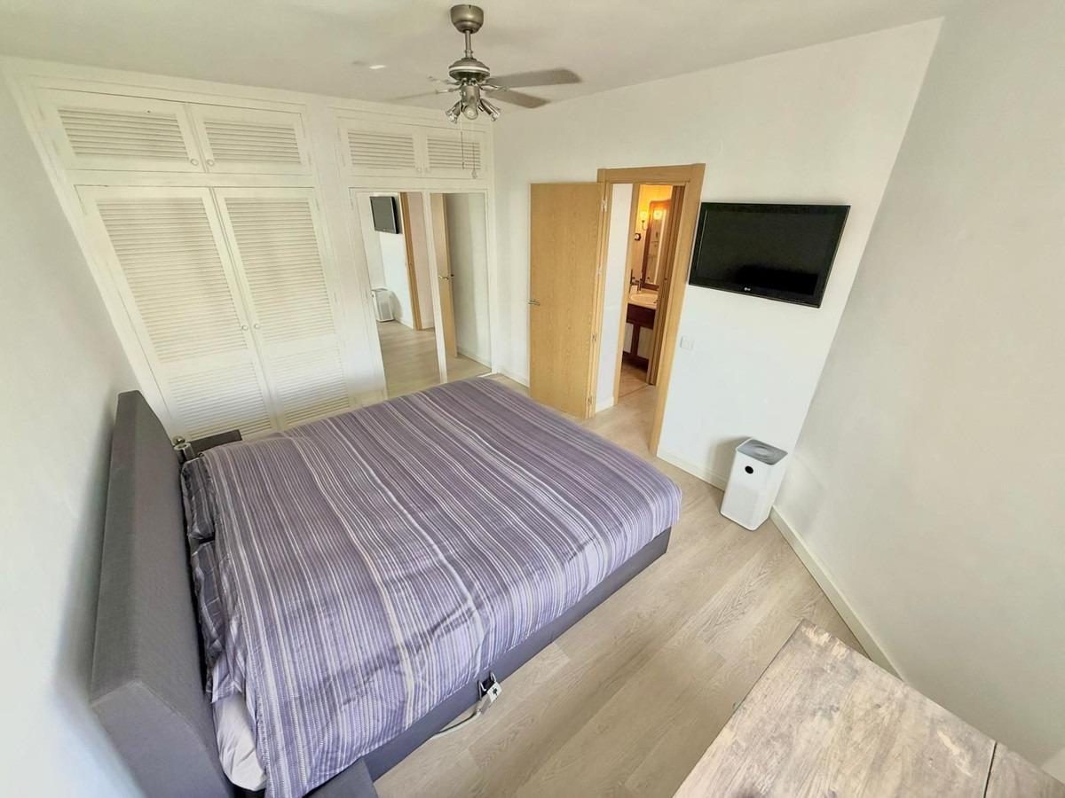 Apartamento reformado en venta en Torreblanca, Fuengirola | Costa del Sol | Cerca de playa y tren — Foto 11
